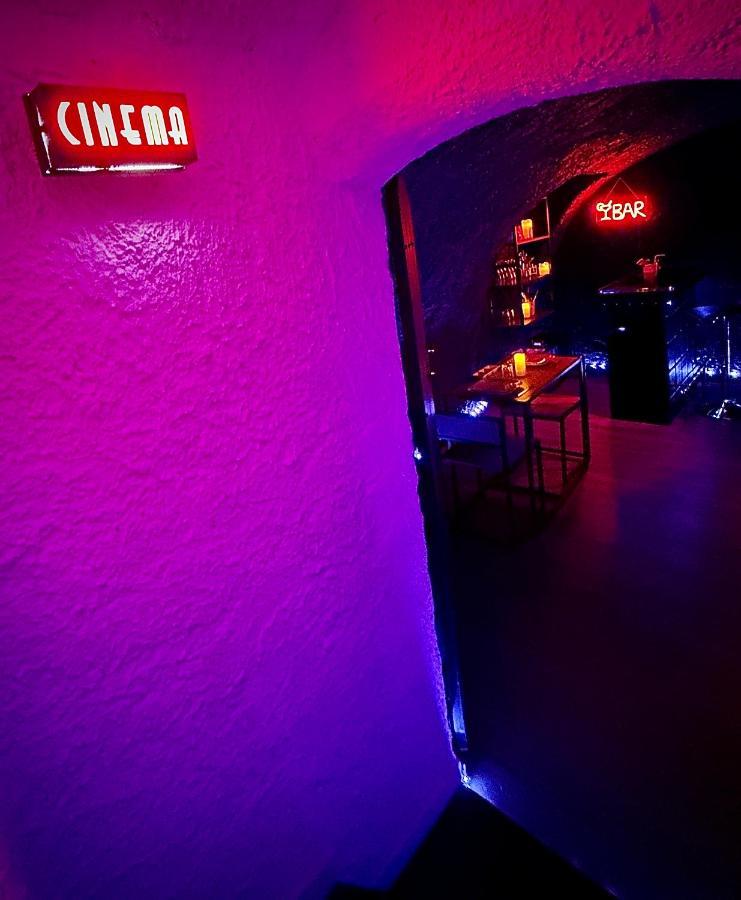 Love Room Suite Dirty Diana Aubagne Eksteriør billede